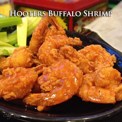 Hooters Buffalo Shrimp recipe. This shrimp recipe sounds fantastic!! If I never end up making this, I will head straight to Hooters when I go back to the US !! Do you Think they will believe me if I say I'm just there for the shrimp and not the 'scenery '?!? #copycat #hooters #buffalo Hooters Buffalo Shrimp, Hooters Buffalo Shrimp Recipe, Shrimp Sauce Recipe, Buffalo Shrimp Recipes, Buffalo Shrimp, Seafood Shrimp, Shrimp Sauce, Shrimp Appetizers, Shrimp Dishes