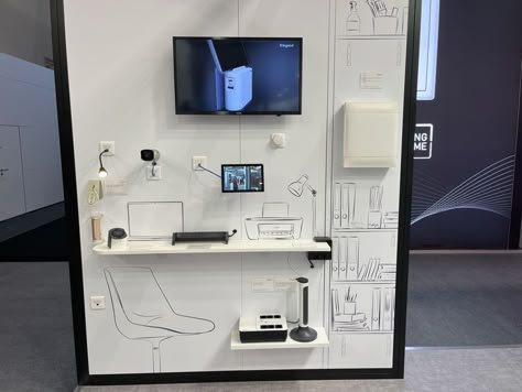 #Legrand #SmartBuilding #ConnectedBuilding #HomeOffice #ConnectedHome #SmartHome #LegrandImprovingLives #LB22 Work Space At Home, Exhibition Booth Ideas, Electrical Shop, Exhibition Wall, Retail Inspiration, Minimal Living, Charging Stations, Light Building, Exhibition Display