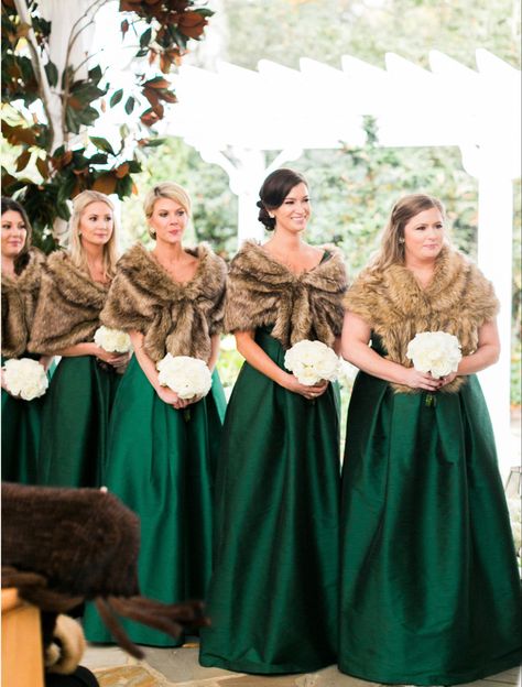 Christmas Themed Bridesmaid Dresses, Dark Green Christmas Wedding Theme, Christmas Wedding Bridesmaids Dresses Emerald Green, Hunter Green Winter Wedding, Green Winter Bridesmaid Dresses, Green Bridesmaid Dresses Winter, Green Wedding Winter, Pine Green Bridesmaid Dresses, Pine Green Wedding