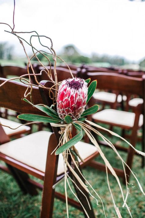 Hawaiian Wedding Flowers, Mary Photography, Protea Wedding, Souvenir Wedding, Wedding Flower Guide, Safari Wedding, Gifts Table, Ceremony Chairs, Wedding Souvenir