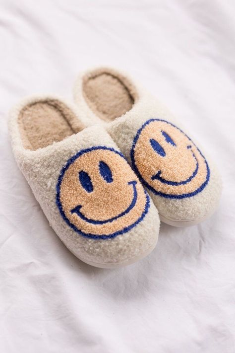 Smiley Face Retro Fuzzy Slippers for Women and Men Couple Style Casual, Smile Face Slippers, Smiley Slippers, Smiley Face Slippers, Fuzzy Slides, Foam Shoes, Memory Foam Shoes, Couple Style, Swimwear Store