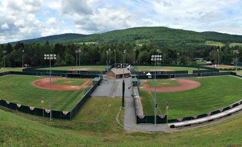 Thinking of attending the Cooperstown All Star Village and want to know what to expect? You’ve come to the right place! One of our readers spent a week at the tournament and put together the most important Copperstown All-Star Village tips. These are 8 essential ‘need to knows’ before you go. Cooperstown All Star Village … Cooperstown All Star Village, Cooperstown Dreams Park, Cooperstown New York, Cooperstown Ny, Travel Baseball, Custom Decks, Baseball Equipment, Family Travel Destinations, Playing Card Deck