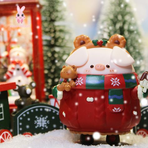 Christmas Reference, Navidad Aesthetic, Pig Christmas, Guess Bag, Box Toys, Clay Diy Projects, Cute Doll, Friend Anime, Birthday Box