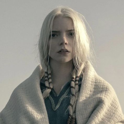 Anya taylor joy˚◞♡ #anyataylorjoy #thenorthman The Northman, Dark Eyebrows, The White Princess, The Borgias, Anya Taylor Joy, Hailey Bieber, Silver Hair, Face Claims, Blonde