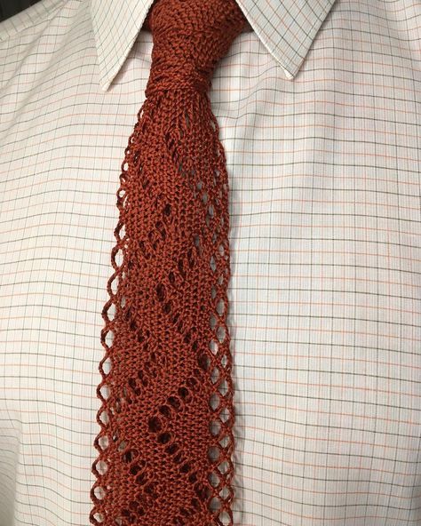 Knitted Accessories Fashion, Crochet Necktie, Crochet Ties, Crochet Photography, Crochet Tie, Outfit Sneakers, Vintage Menswear, Jordan Outfit, Crochet Fashion Patterns