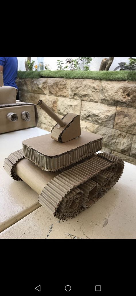 Cardboard Tank, Recycle Cardboard, Car Box, Box Car, School Ideas, Party Games, Origami, Recycling, Quick Saves