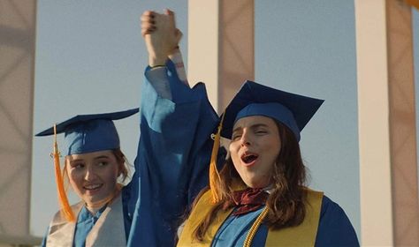 Booksmart Movie, Cinematic Stills, Beanie Feldstein, Color In Film, Good Comedy Movies, Movie Journal, Film Journal, Kaitlyn Dever, Collage Canvas