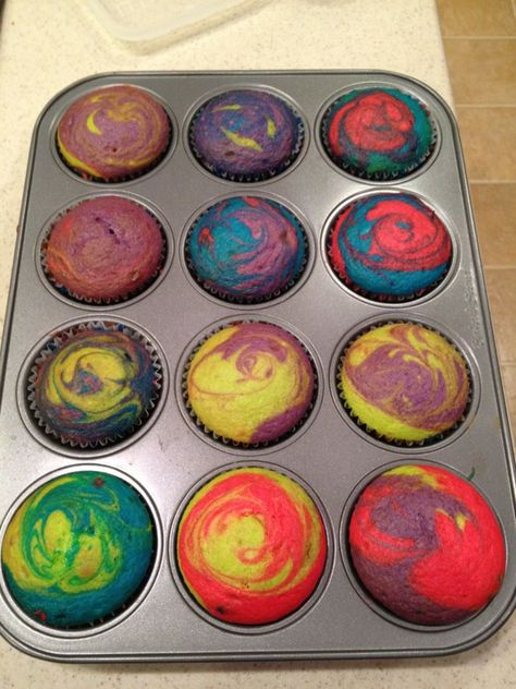 Tie Dye Cupcakes made by me:) Outer Space Desserts, Alien Theme Party Food, Outer Space Themed Food, Space Theme Food, Outer Space Party Food, Space Themed Food Ideas, Space Party Food, Space Snacks, Toddler Lesson Plans Template