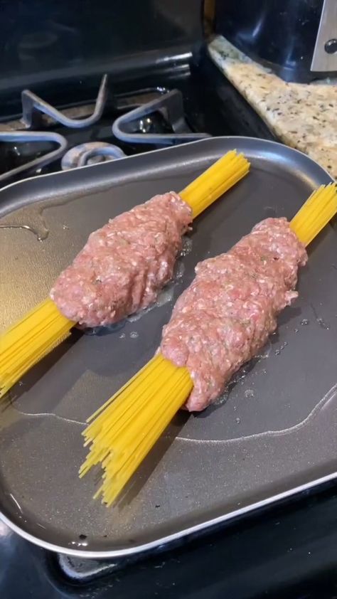 Getti(@gettishow) on TikTok: This is how you make Getti Spaghetti 🍝 #hamburgermeat #spaghetti #pasta #groundbeef #wrapped #ghetti #gettispaghetti #nerdscandy Spaghetti Wrapped In Ground Beef, Hamburger Meat, Spaghetti Pasta, Ground Beef, Grilling, Spaghetti, Pasta, Meat, Baking