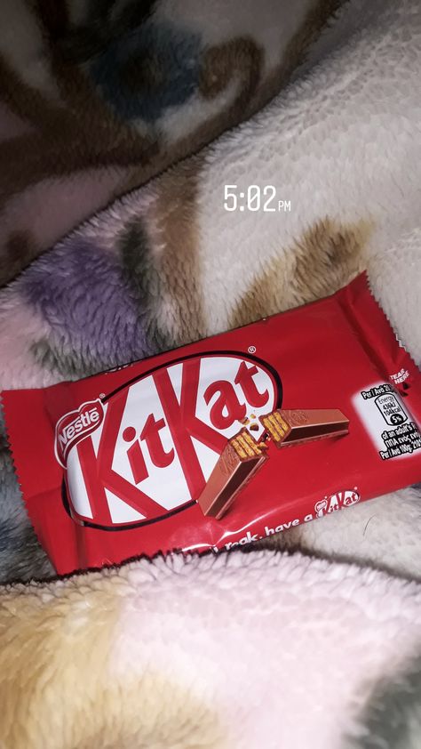 Chocolat Snapchat Story, Kitkat Snapchat Story, Kitkat Snap Streak, Chocolate Snap Streak, Chocolates Snaps, Kitkat Snap, Kitkat Chocolate, Chocolate Tumblr, Instagram Food Pictures