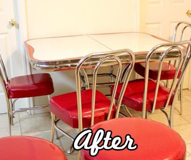 Refinish Retro Vinyl Kitchen Chairs Diy Retro Kitchen Decor, Redo Kitchen, Refinished Chairs, Retro Kitchen Tables, Table Redo, Kitchen Chair Covers, Retro Dining Chairs, Vinyl Chairs, Refinishing Furniture Diy