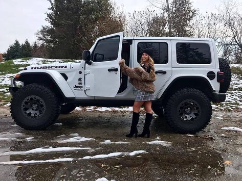 White Rubicon, Jeep Wrangler Girl, White Jeep, Jeep Photos, Dream Cars Jeep, Jeep Rubicon, Jeep Wrangler Rubicon, Jeep 4x4, Jeep Cars