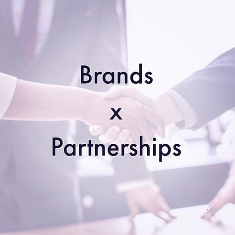 Brands & Creatives now have modern history’s most powerful revolution working in their favour during this early century’s Digital & Social Media Revolution 🙌🏻🙌🏽🙌🏿 ✨ ⠀⠀ With the greater autonomy and agency that creatives have over their professional careers and brand partnership options than ever before comes a ton of novel complexity to navigate today’s business terrain. ⠀⠀ ✨ ⠀⠀ Stay in your lane doing what you do best, and let the pros @mybizplan.ca negotiate, coordinate, strike, and manage the slickest deals & collaborations for you, as either a creative or a corporate brand, with the expertise and prowess we bring to round out your dream-chasing team. ⠀⠀ ✨ ⠀⠀ Not sure how to capitalize on the creative talent out there who L💚VE your brand, or how to get seen by brands that you lov Brand Partnerships Aesthetic, Brand Deals Vision Board, Stay In Your Lane, Brand Collaboration, Modern History, Fashion Videos, Social Media Influencer, Influencer Marketing, Change My Life