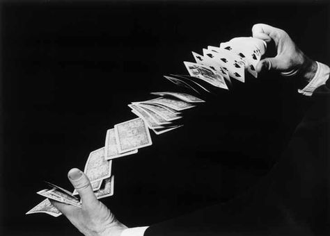 Harold Edgerton (no photoshop) Harold Edgerton, Hi Speed Photography, High Speed Photography, Fast Shutter Speed, Motion Photography, Slow Shutter Speed, Slow Shutter, Night Circus, Sea Photography