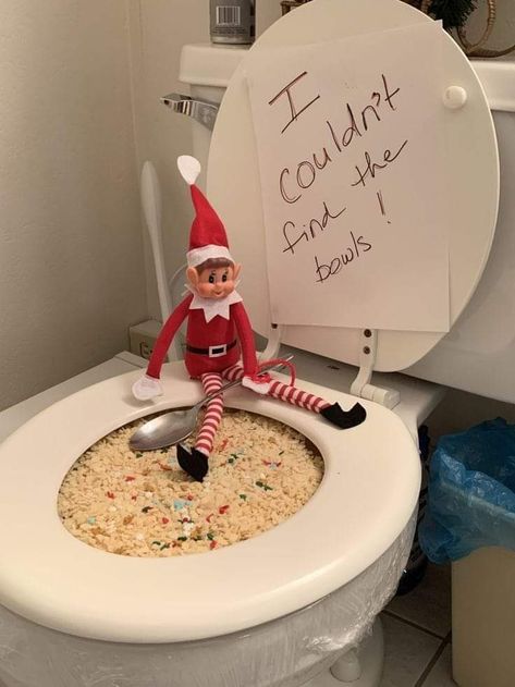 Funny Elfs, Elf Jokes, Elf Is Back Ideas, Thanksgiving Napkin Folds, Simple Thanksgiving Table Decor, Christmas Elf On The Shelf, Elf Ideas Easy, Easy Elf On The Shelf, Bad Elf