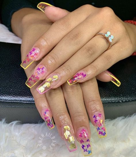 creds to @thenailbaby (Vanessa) on Instagram located in Moreno Valley. Encapsulated nails butterfly dried flower shimmer acrylic nail goals nails fake coffin ballerina long medium pink glitter blue stilettos stiletto shape glow in the dark glowinthedark ombré clear sides colorful colored color neon Neon Encapsulated Nails, Pink Encapsulated Nails, Nail Encapsulated Design, Dried Flower Nails Acrylics, Encapsulated Nails Flowers, Dainty Nails, Goddess Nails, Nails 23, Nails Butterfly