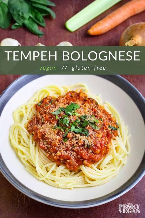 Tempeh Pasta, Quick Tempeh Recipes, Marinated Tempeh Recipes, Tempeh Spaghetti Sauce, Tempeh Crumbles, Vegetarian Pasta Sauce, Vegan Bolognese Sauce, Vegan Pasta Sauce, Vegan Bolognese