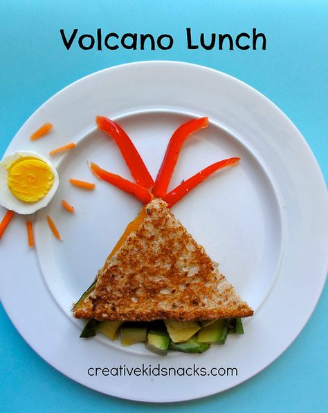 Volcano Lunch - creative way to teach kids about how volcanoes work during lunch time! Lava Party, Childrens Food, Sandwich Art, Kids Smile, Kid Snacks, Food Art For Kids, Creative Snacks, Childrens Meals, Creative Kids Snacks