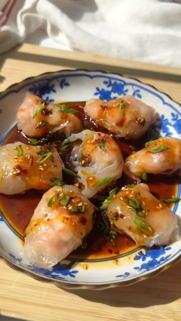 Rice Paper Dumplings, Shrimp Rice, Shrimp Dumplings, Steamed Shrimp, Fresh Eats, Wonton Recipes, Chilli Oil, Taiwan Food, Dumplings Recipe