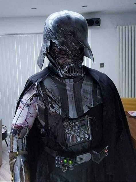 Darth Vader Armor, Darth Vader Cosplay, Arcade Games For Sale, Star Wars Trooper, Sci-fi Armor, Anime Monsters, Epic Cosplay, Funny Costumes, Star Wars Images