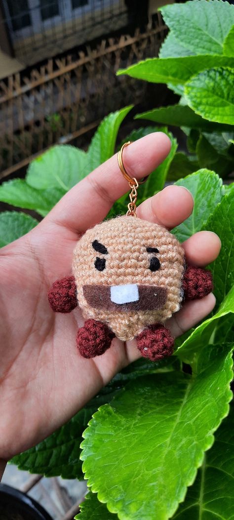 Shooky/ suga Crochet Cooky Bt21, Bt21 Crochet Keychain, Shooky Keychain, Shooky Bt21 Plushie, Crochet Earrings, Crochet