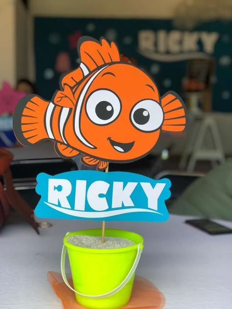 Finding Nemo Centerpieces Ideas, Nemo Centerpieces Ideas, Finding Nemo Centerpieces, Nemo Party Ideas, Nemo Themed Birthday Party, Finding Nemo Birthday Party Ideas, Ocean Birthday Theme, Finding Nemo Party Decorations, Nemo Party Decorations