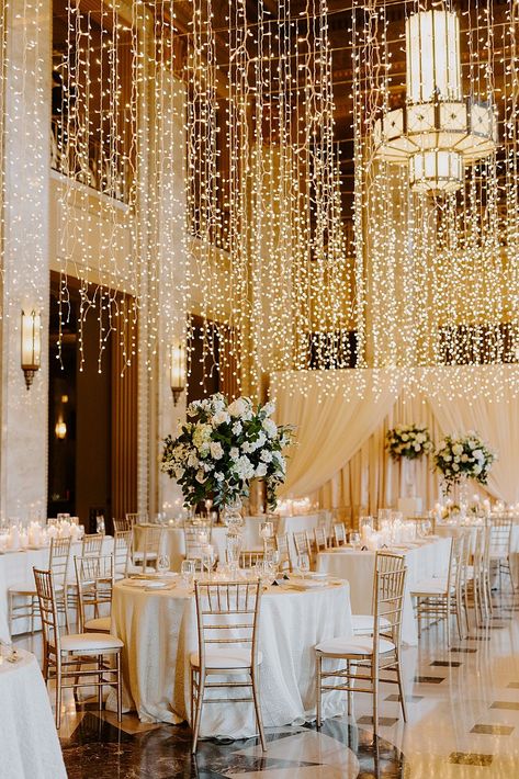 [Promotion] 69 Impressive Indoor Wedding Reception Decorations Tricks To Save Today #indoorweddingreceptiondecorations Gold Reception Decor, White And Gold Wedding Themes, Luxury Event Decor, Gold Reception, Wedding Reception Lighting, White Weddings Reception, Dream Wedding Reception, Indoor Wedding Receptions, Minimalist Wedding Decor