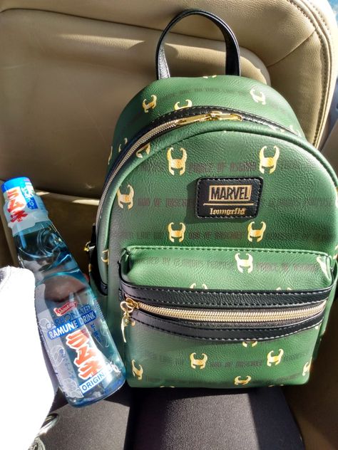 Marvel Things To Buy, Loki Backpack, Marvel Outfit Ideas, Marvel Shopping, Ramune Drink, Marvel Merch, Marvel Inspired Outfits, Marvel Accessories, Marvel Jewelry