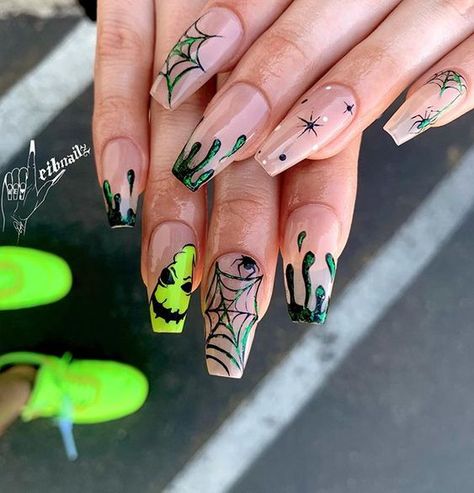 Rate This Nail ideas From ⭐1~10. SAVE & FOLLOW i will update everyweek. Jack Skellington And Oogie Boogie Nails, Oggie Boogie Nail Designs, Oggie Boogie Nails, Boogie Man Nails, Spooky Disney Nails, Jack And Sally Nails, Boogie Nails, Oogie Boogie Nails, Sally Nails