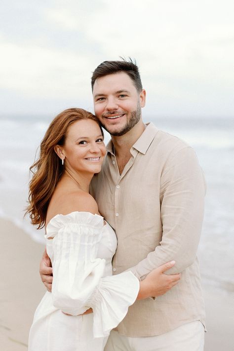 Beachside Engagement Photos, Older Couples Beach Photoshoot, Couple Beach Portraits, Smiling Engagement Pictures, Engagement Photo Shoot Ideas Beach, Engagement Photo List, Couples Beach Photoshoot Outfits, Couple Beach Photography, Engagement Poses Ideas