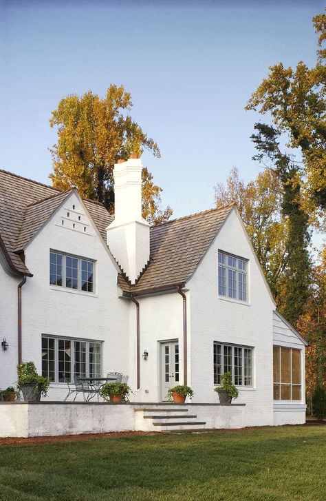 White Stucco House, Brown Roofs, Cedar Shingle Siding, Cotswold House, Brown Roof, Shingle Colors, Stucco Homes, Shingle Siding, Stucco Exterior