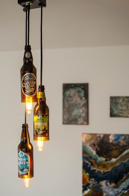 Diy With Beer Bottles, Beer Bottle Recycling Ideas, Beer Bottles Decoration, Beer Bottle Crafts Decoration, Beer Bottle Decoration Ideas, Beer Bottle Ideas, Glass Bottle Lights, Beer Lights, Diy Beer Bottle