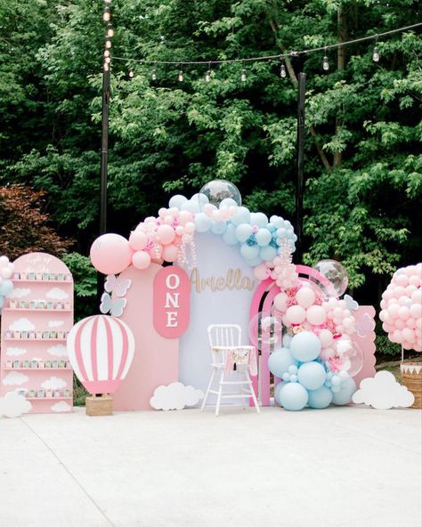 Hot Air Balloons Party, Hot Air Balloon Backdrop Birthday, Up In The Clouds Birthday Party, Clouds And Rainbows Birthday Parties, Cloud 1st Birthday Party, Pink Blue Birthday Party, Birthday Clouds Theme, Hot Air Balloon Birthday Theme Backdrop, Hot Balloon Decorations