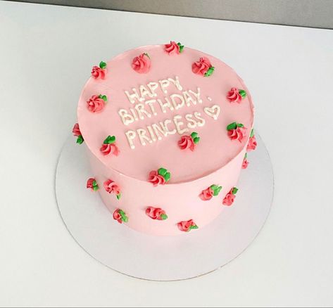 Happy Birthday Princess Cake, Birthday Princess Cake, Happy Birthday Princess, Creative Birthday Cakes, Creative Birthday, Birthday Princess, Princess Cake, Princess Birthday, Birthday Cakes