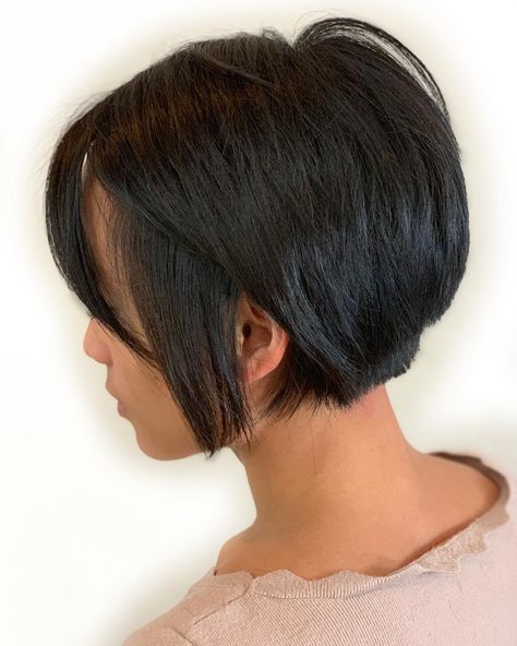 No Maintenance Pixie Haircut, Back Bob Haircut Views, Pixie Haircut For Asian Women, Bixie Haircut Girl Straight Hair, 2024 Bixie Cut, Bixie Haircut Girl With Bangs, Really Short Bob Haircut, Long Pixie Haircut Straight Hair, Bixby Haircut For Women