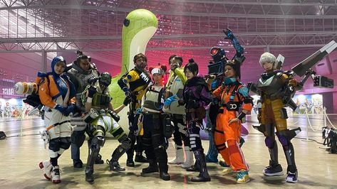 Apex Cosplay, Bloodhound Apex Legends Cosplay, Apex Legends Halloween, Loba Cosplay Apex Legends, Apex Legends Cosplay, Apex Legends Environment, Titanfall, Apex Legends, Make Sure