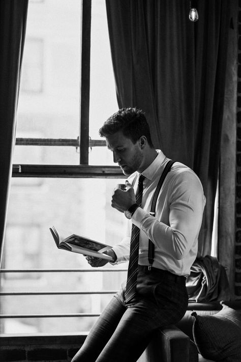 Why Reading Is Important, Reading Is Important, Benefits Of Reading, Books To Read In Your 20s, Male Portrait Poses, Men Fashion Photoshoot, Mens Photoshoot Poses, Corporate Portrait, Portrait Photography Men