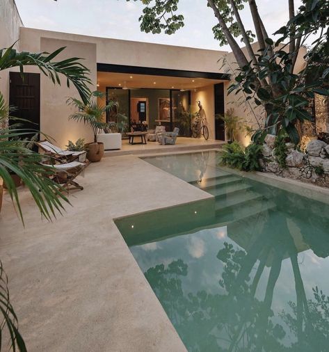 Villa Background, Ruins Architecture, Pool Kitchen, Merida Mexico, Mexico Design, House Luxury, Diy Travel, Interior Garden, Kitchen Bedroom