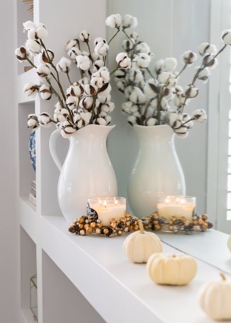 Cotton Plant Decor, Cotton Flower Arrangements, Wall Vase Decor, Outside Fall Decor, Diner Table, Pitcher Decor, Farmhouse Vase, Cotton Decor, Thanksgiving Tablescape