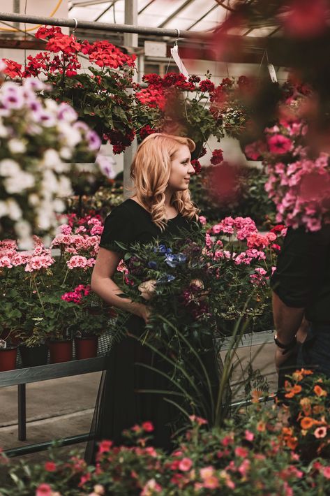 Wedding In Garden, Green House Wedding, Nursery Green, Nursery Wedding, Black Wedding Dress, Brown Photography, Wedding Garden, Photoshoot Concept, Garden Shop