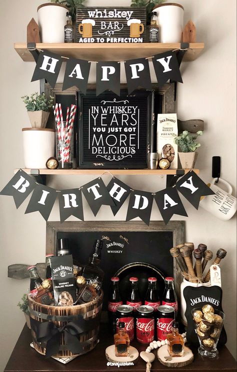 Jack Daniel’s themed birthday party. Includes a JD gift basket. Perfect for the whiskey lover in your life! #jackdaniels #whiskeybar #jackandcoke #giftbasketideas #birthdaypartythemes #letterboard 40th Mans Birthday Party, 29 Birthday For Him Party Ideas, Husband's 50th Birthday Party Ideas, Whiskey Bday Party, Man’s 40th Birthday, Whiskey Party Decorations Diy, Male 35th Birthday Party Ideas, Decorations For Mens Birthday Party, Men 31st Birthday Party Ideas