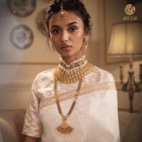 Jewlerie Aesthetic, Bollywood Makeup, Necklace Styles, Indian Bridal Fashion, Indian Bridal Makeup, Indian Aesthetic, White Outfit, Gold Choker Necklace, Gold Choker