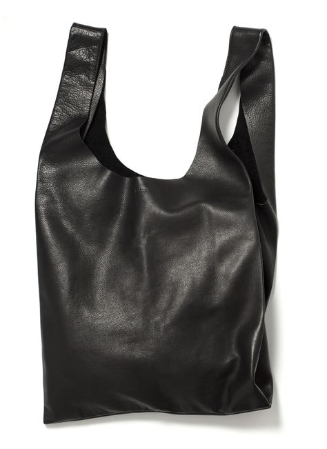 LEATHER BAGGU - BLACK Baggu Leather, Baggu Bags, Simple Leather, Modern Accessories, Designer Totes, Black Leather Bags, Shopper Tote, Leather Hobo, Mode Inspiration