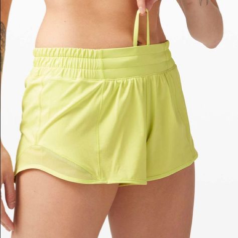 Vibe Yellow, Lululemon Biker Shorts, Lulu Lemon Shorts, Lululemon Running Shorts, Hot Short, Lululemon Outfits, Board Shorts Women, Lululemon Speed Up Shorts, Yoga Short