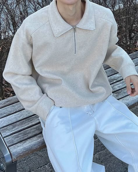 White Outfit Men Aesthetic, Knit Basics, Cream Outfit, White Hoodie Men, Cream Outfits, Minimalist Fashion Men, Classy Outfits Men, Dope Outfits For Guys, Dad Fashion