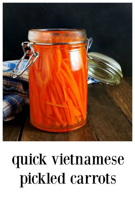 Asian Pickled Carrots, Pickled Carrots Vietnamese, Vietnamese Pickled Vegetables, Pickled Vegetables Recipe, Spicy Steak, Bahn Mi, Pickled Carrots, Fermentation Recipes, Pickled Veggies