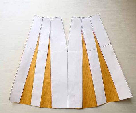 Learn how to DIY and draft A-Line skirt pattern. This Free, Supper easy and Proffesional pattern making tutorial for begineers. A Line Skirt Pattern Free, A Line Skirt Pattern, Pattern Making Tutorial, Pola Rok, Circle Skirt Pattern, Skirt Pattern Free, Patron Vintage, Skirt Patterns Sewing, Sewing Skirts