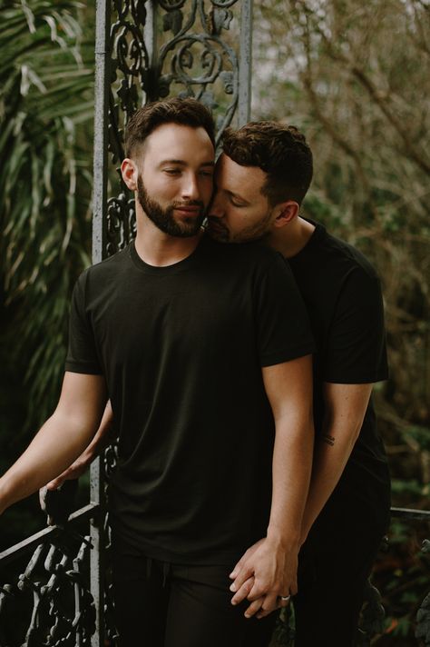 Moody Luxe New Orleans Inspired Wedding at the Marigny Opera House | Junebug Weddings Male Couple Poses, Gay Photoshoot, Gay Couple Photoshoot, Moody Luxe, Gay Wedding Photos, Jon Kortajarena, Francisco Lachowski, Bridal Pictures, Men Kissing