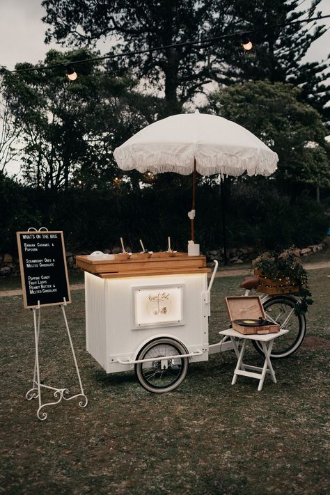 Gelato Cart, Gelato Bar, Bike Wedding, Bike Cart, Coffee Bike, Food Cart Design, Ice Cream Cart, Candy Cart, Food Truck Design