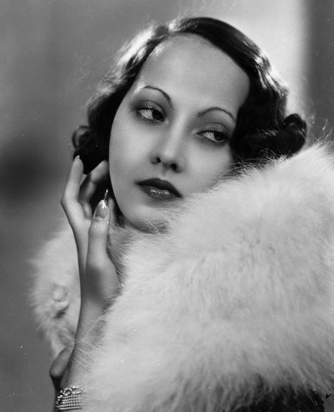 A History in Eyebrows: See the Most Popular Brow Shapes Through the Decades - 1930s: Merle Oberon - from InStyle.com Adrienne Ames, Merle Oberon, The Scarlet Pimpernel, Best Actress Oscar, Hollywood Story, She's A Lady, Jean Harlow, Rita Hayworth, Don Juan